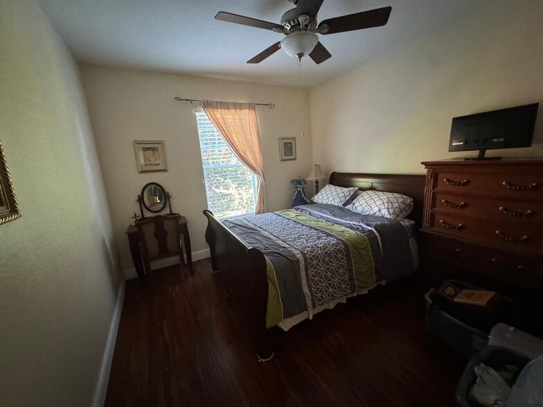 Bedroom #2 - 114 Vista Verdi Cir