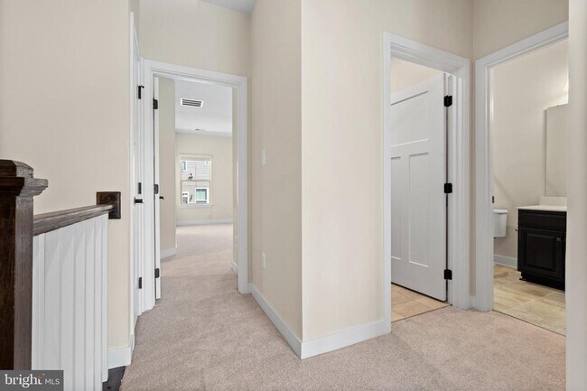 Building Photo - 6056 Murray Terrace