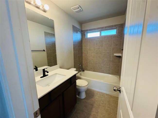 Building Photo - 718 Nautical Lp