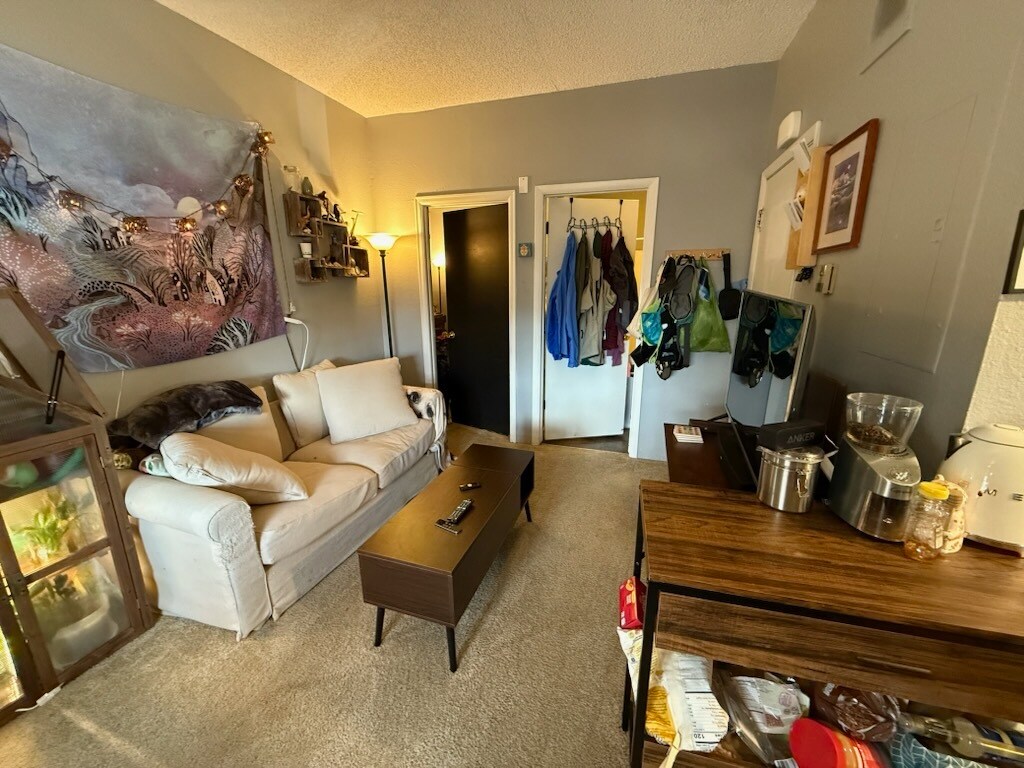 Building Photo - 78 N Sherman St