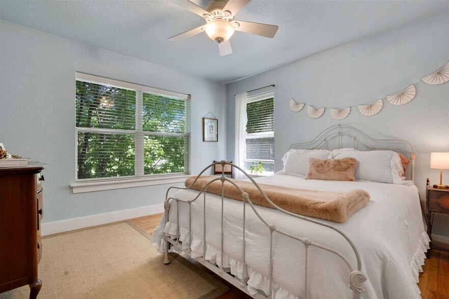 Bedroom 3 - 4144 Lost Canyon Drive