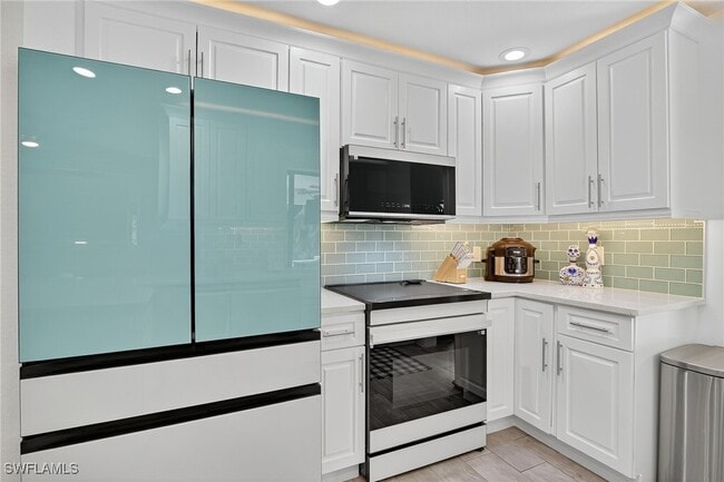 Building Photo - 5270 Berkeley Dr