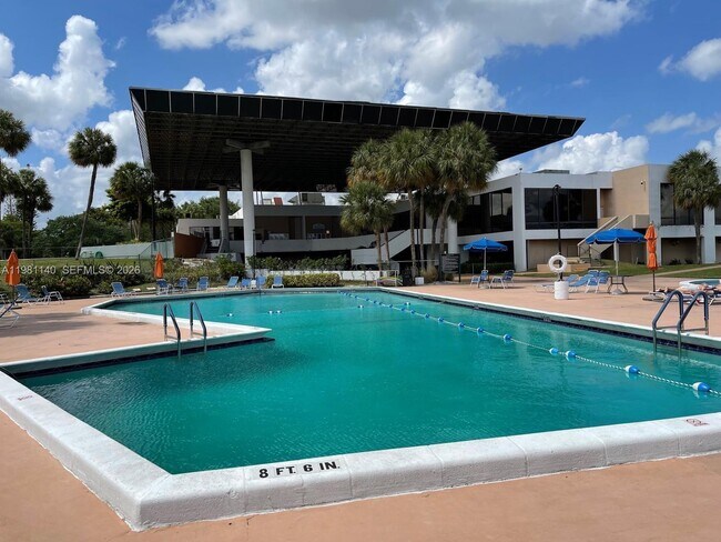 Building Photo - 3671 Environ Blvd