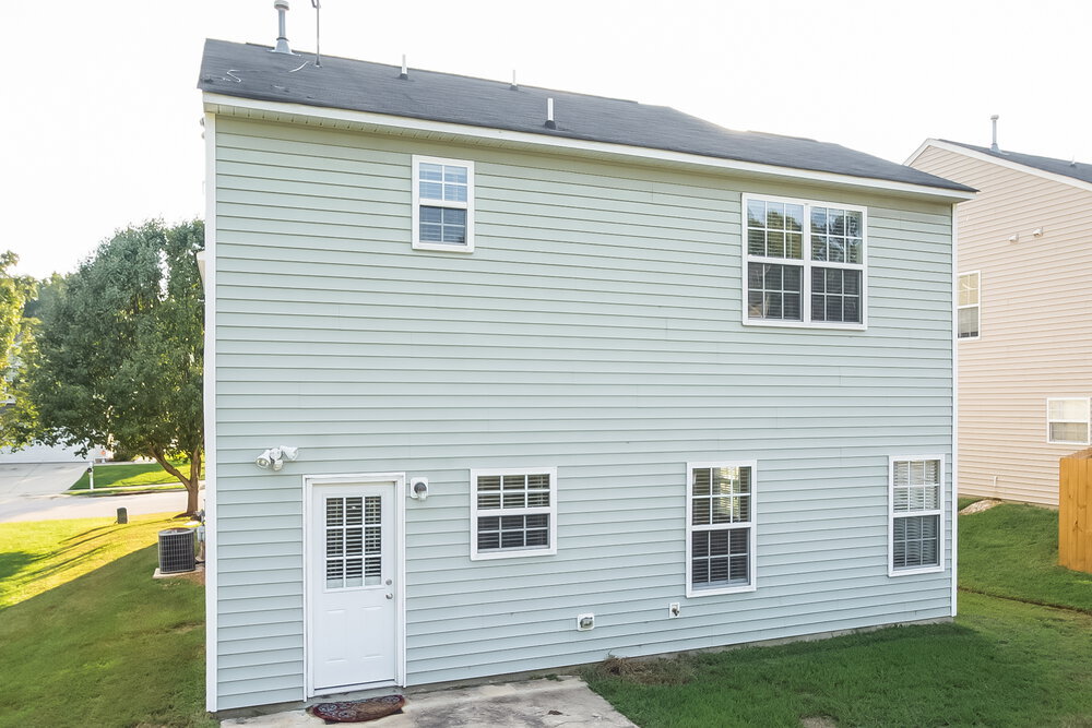 Building Photo - 4001 Laurel Glen Dr