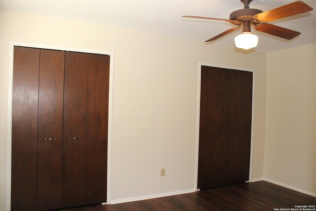 Building Photo - 5314 Peppermint Ln