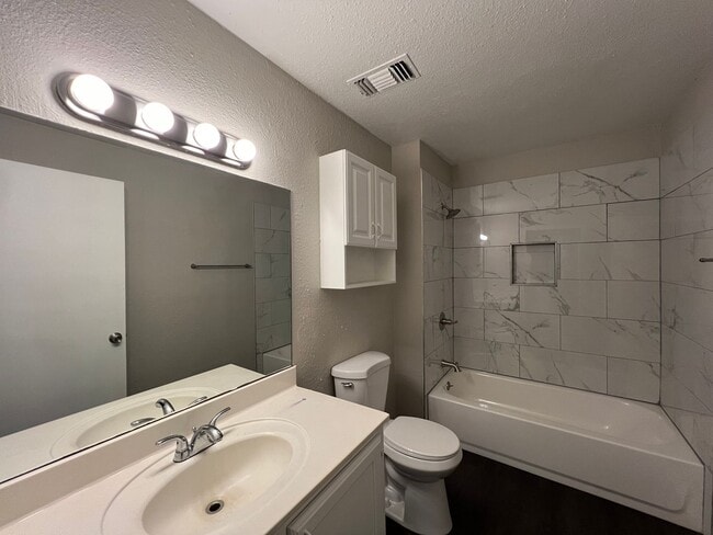 Building Photo - Homes for Rent in Rhome TX