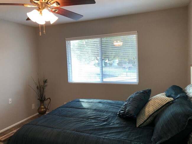 Building Photo - Updated home with lake views in Leisure World.  A 45+ Active Adult Resort Community.  Available M...