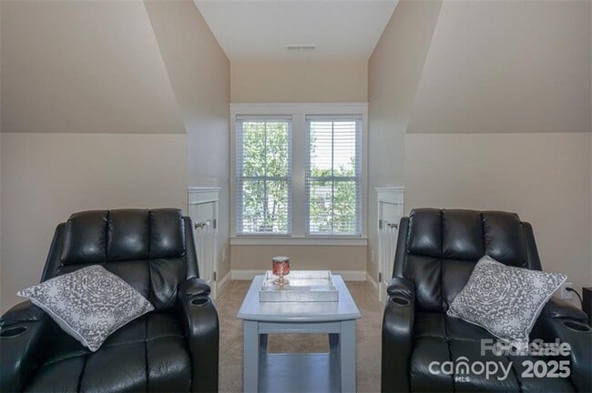 Building Photo - 188 Water Oak Dr