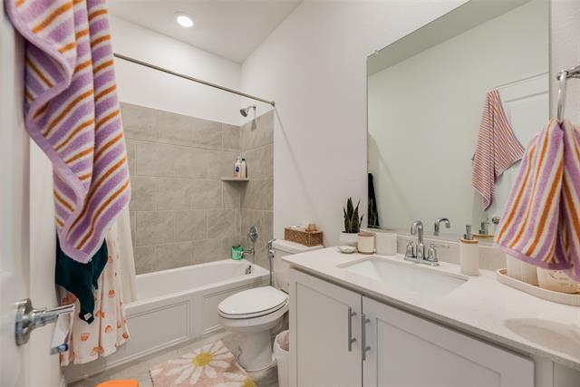 Building Photo - 3116 Palmetto Pl