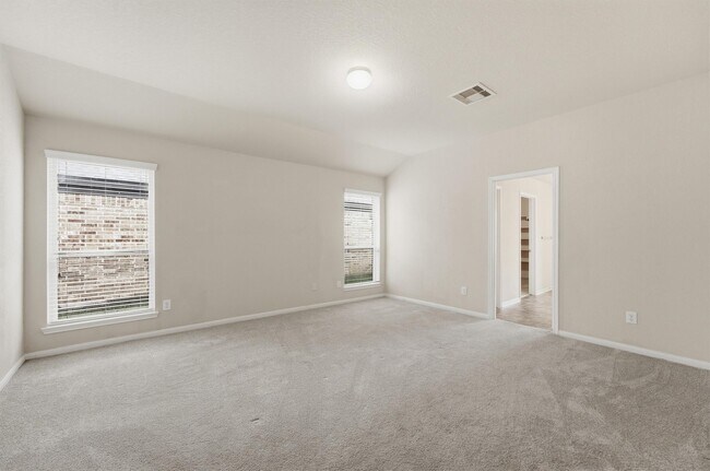 Building Photo - 5211 Cayenne Ln