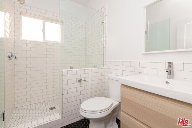 Building Photo - 900 Orange Grv Ave