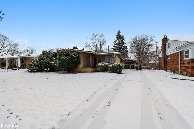 Building Photo - 5342 Streefkerk Dr