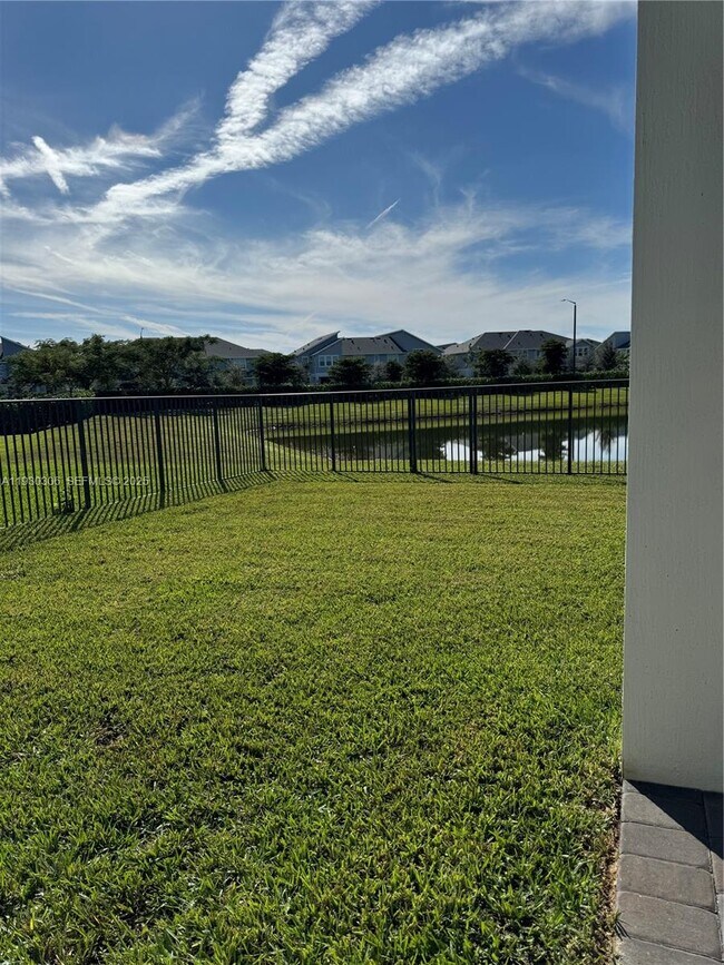 Building Photo - 16456 Sea Turtle Pl