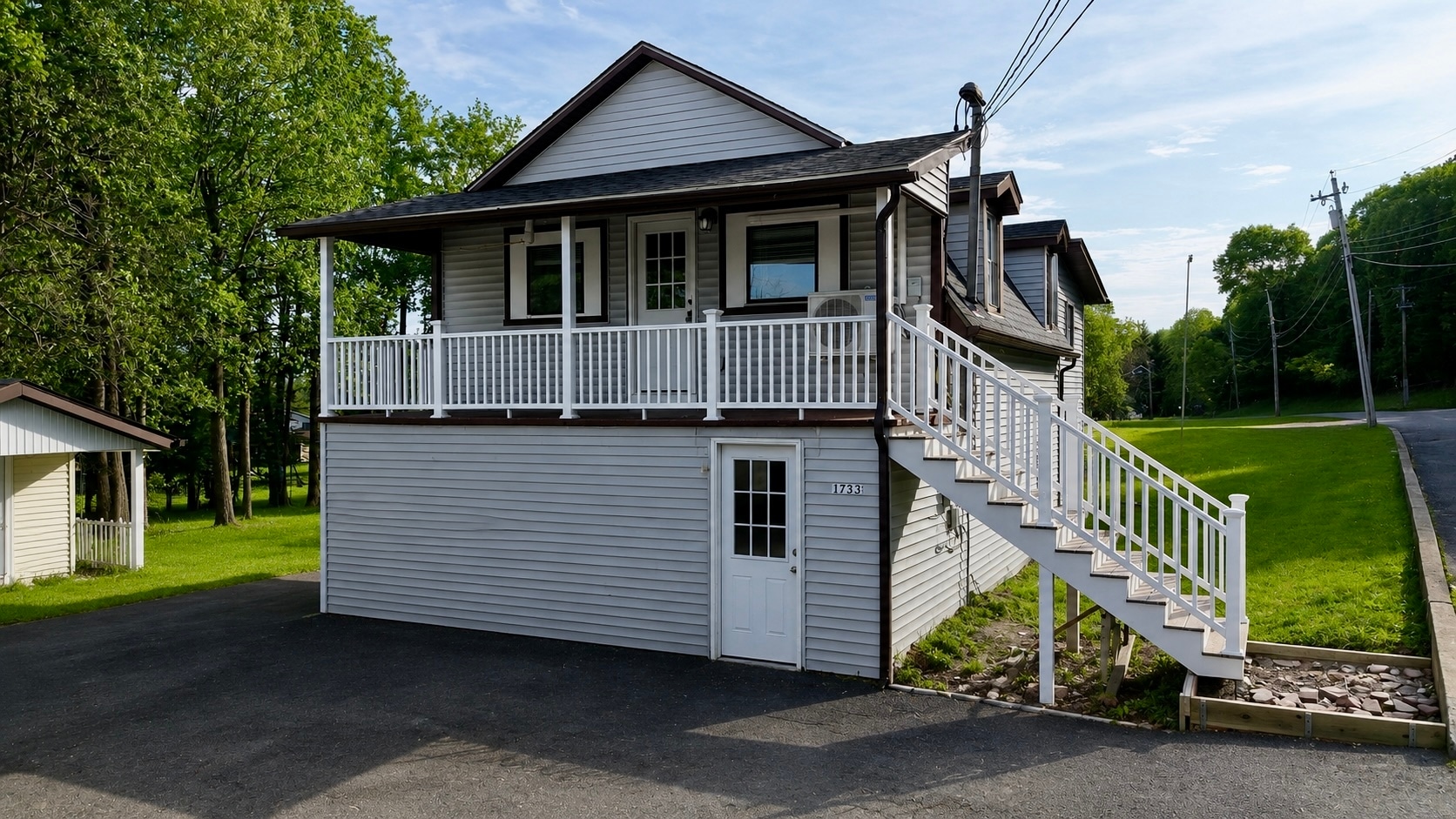 Building Photo - 173A 8th St