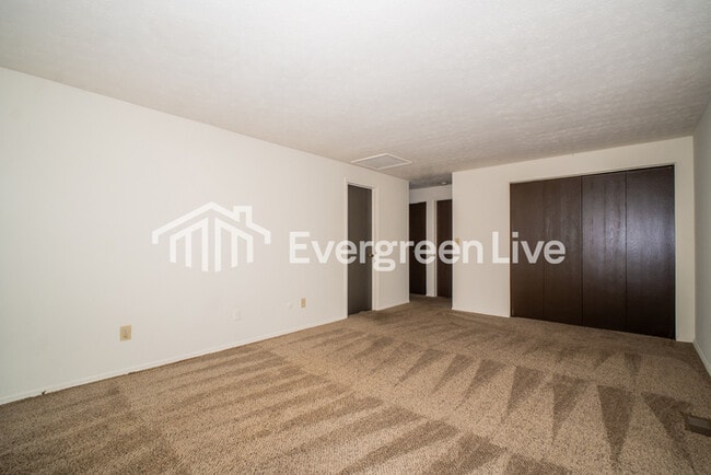 Building Photo - 8209 Mount Washington Dr