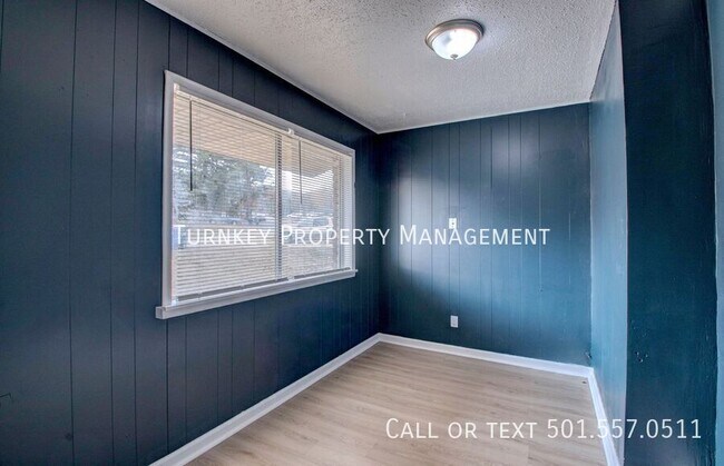 Building Photo - 5708 Sonora Dr