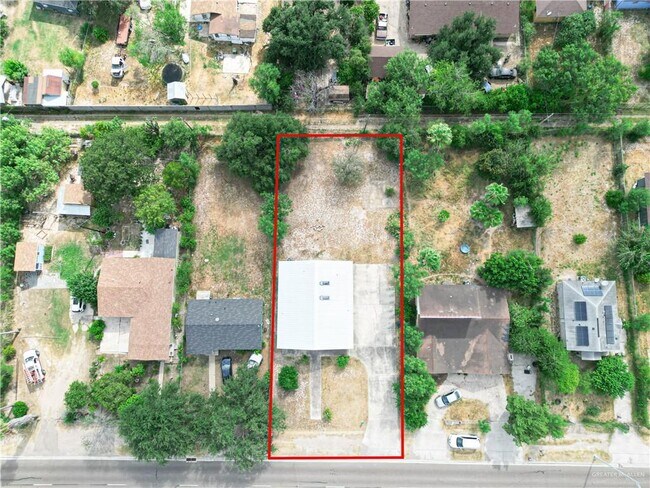 Building Photo - 18 Expressway 83