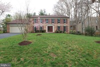 Building Photo - 10609 Crossing Creek Rd