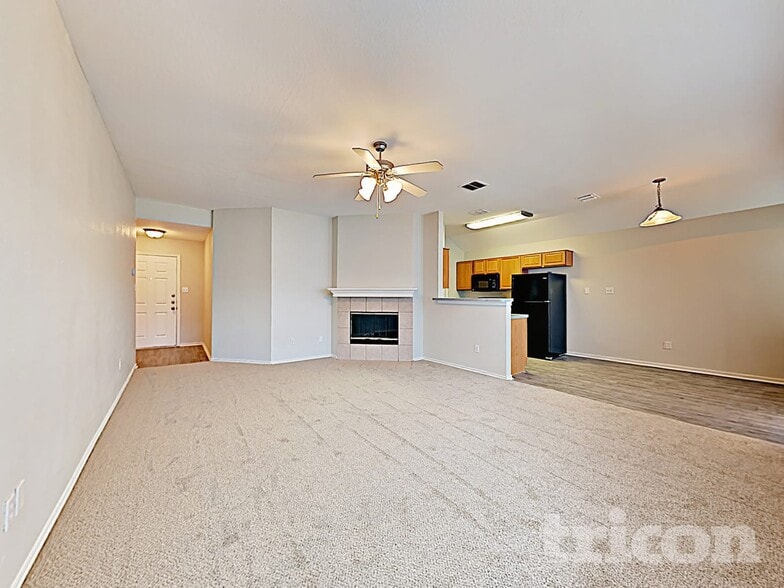 Building Photo - 3469 Cayman Dr