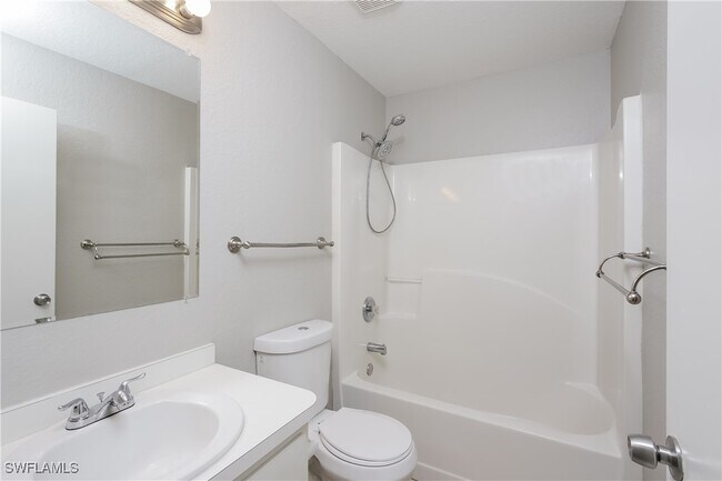 Building Photo - 2234 Manheim Ave