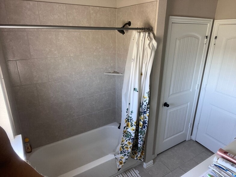 Building Photo - 170 Chester Rd