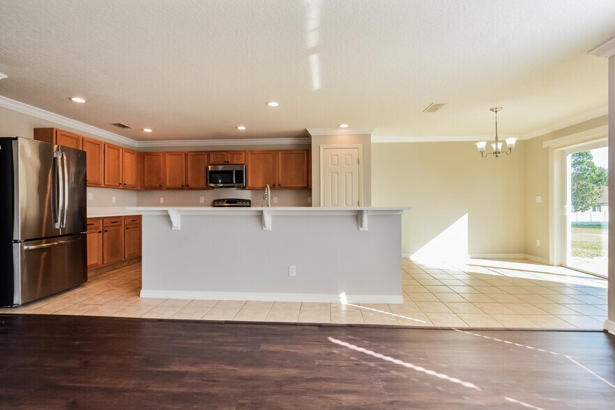 Building Photo - 4716 Barbados Loop