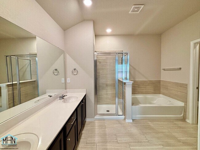 Building Photo - A Stunning Modern Home with Open Floor Pla...