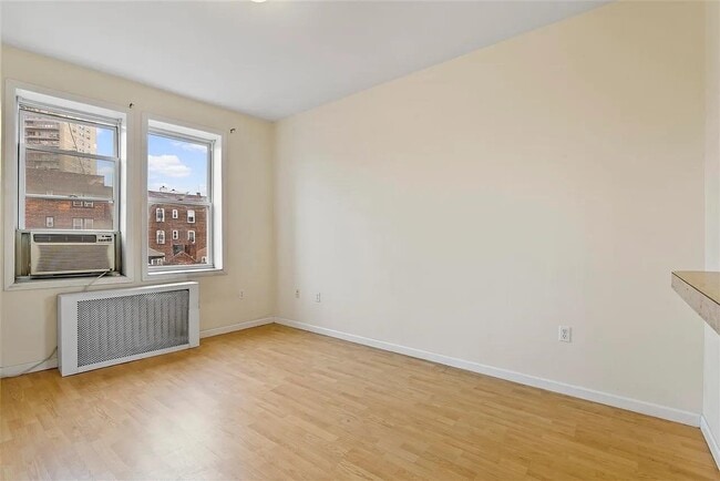 Building Photo - 103 Westover Pl