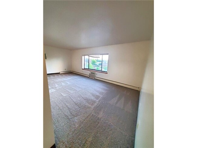 Building Photo - 122 Spring St