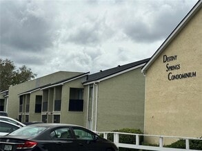 Building Photo - 946 N Lake Destiny Rd