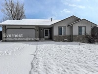 Building Photo - 615 Seawell Dr