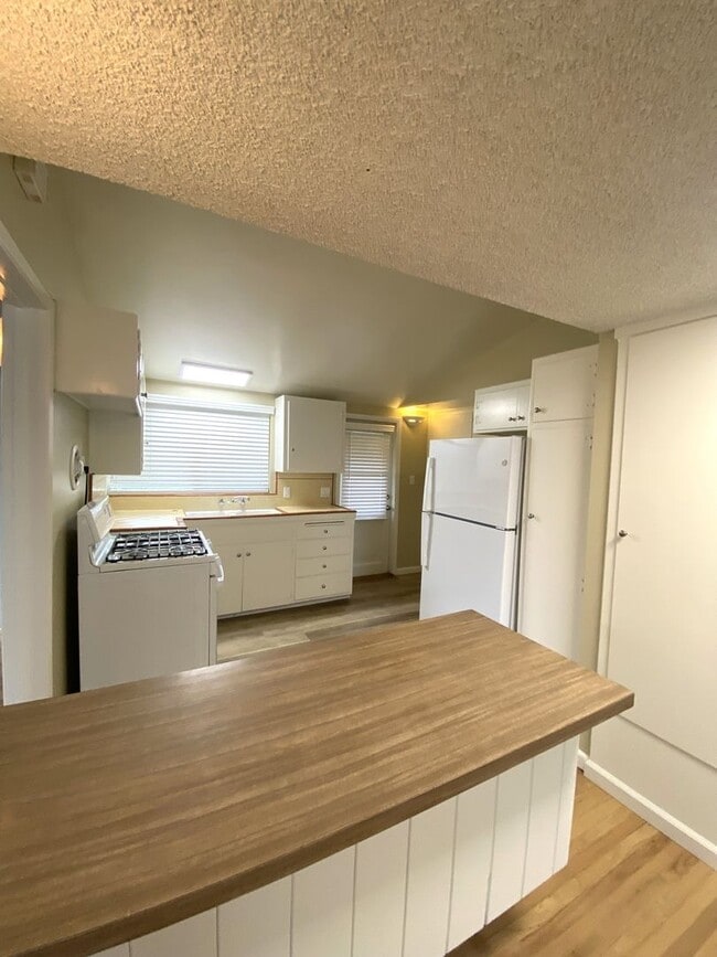 Building Photo - m458 - Fujihara