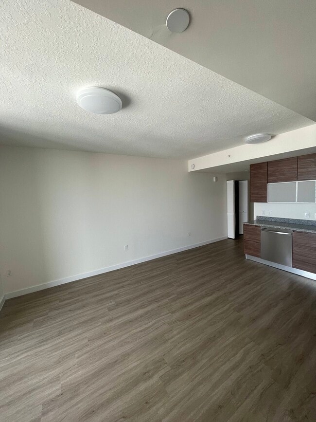 Building Photo - 168 SE 1st St