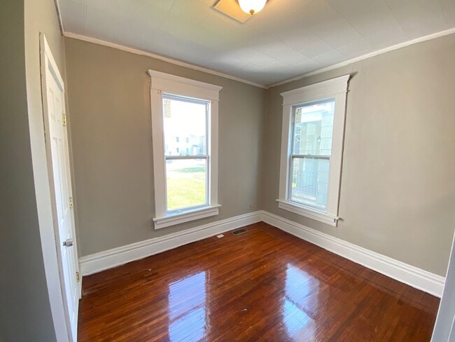 Building Photo - OSU Central Campus Single Family Home! W/ ...