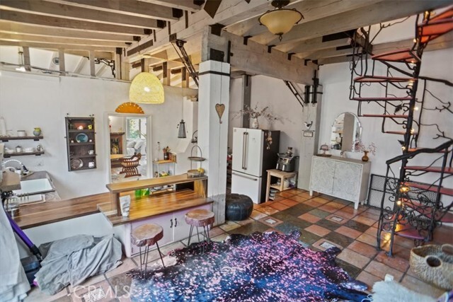 Building Photo - 353 S Topanga Canyon Blvd