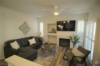 Building Photo - 2201 Ramsgate Dr