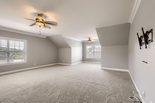 Building Photo - 5 Bedroom single family home in Mooresville