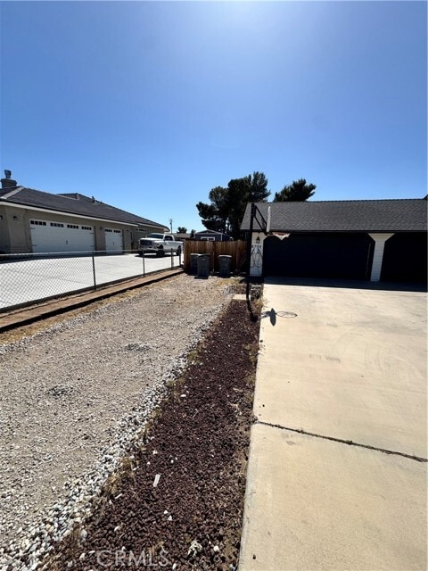 Building Photo - 8274 Madera Ave