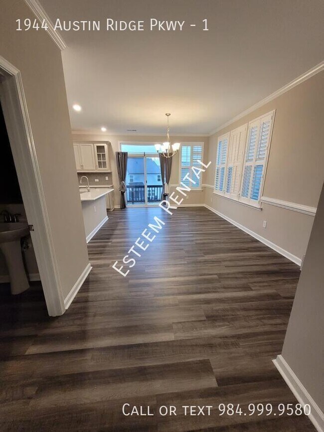 Building Photo - 1944 Austin Ridge Pkwy