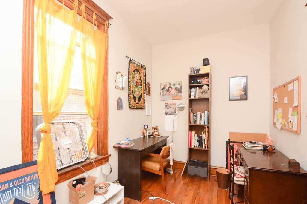 Building Photo - 2647 W Iowa St