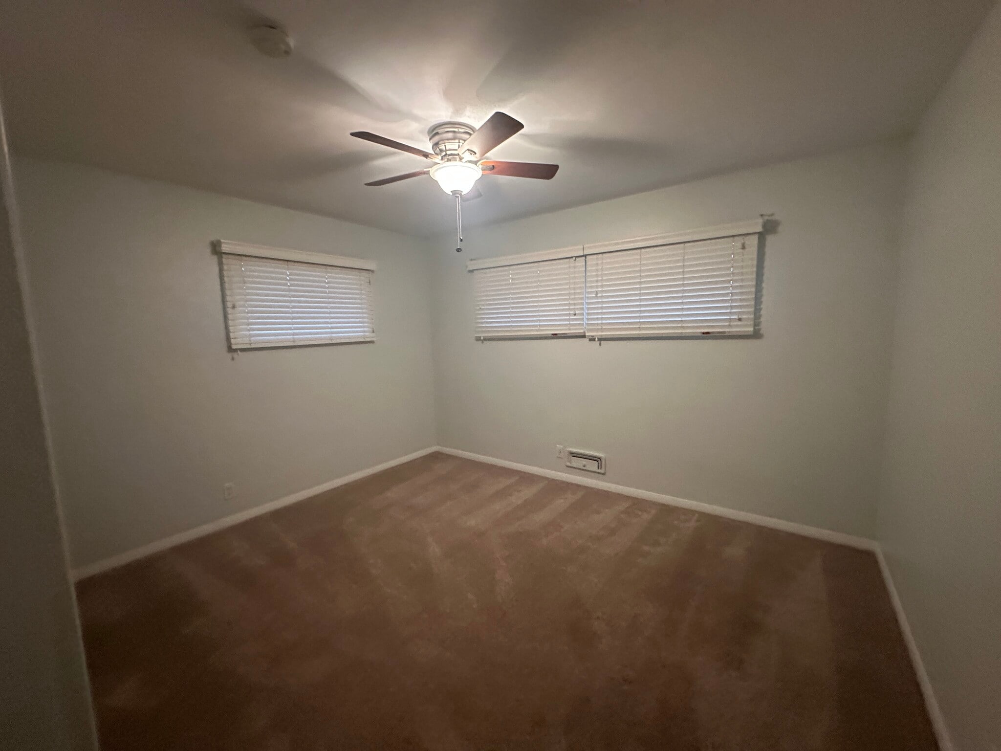 Building Photo - 909 S Midvale Blvd