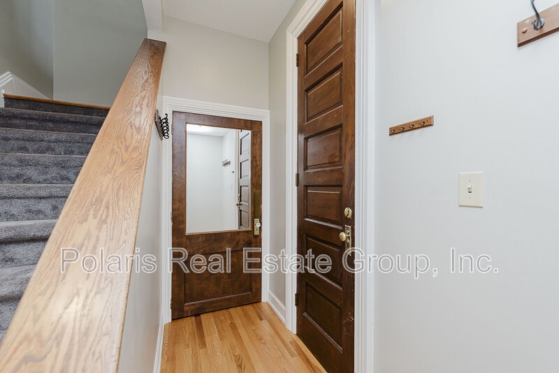 Building Photo - 101 E 14th St