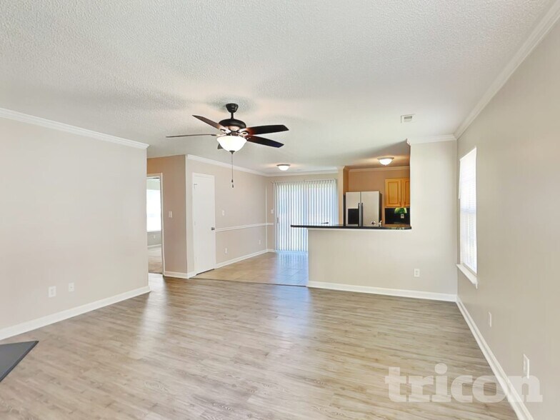 Building Photo - 12209 Stewarts Crossing Dr