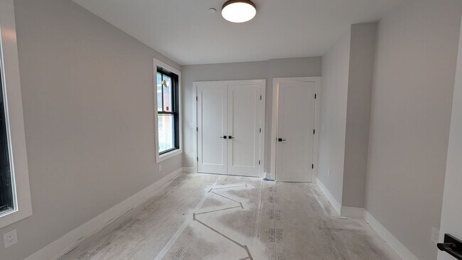 Building Photo - 86 Colborne Rd