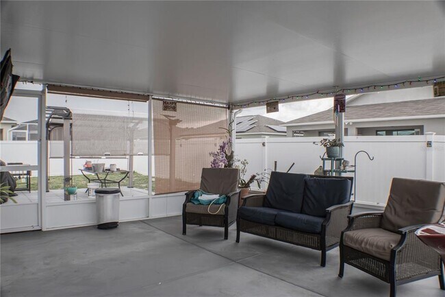 Building Photo - 2628 Sunset Cir