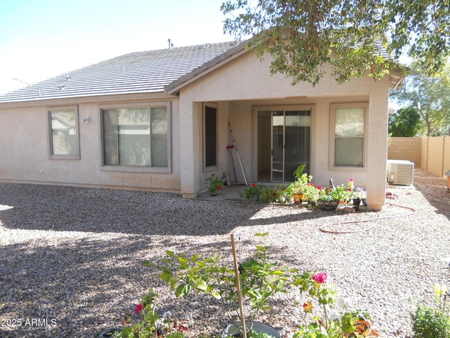 Building Photo - 13558 W Port Royale Ln
