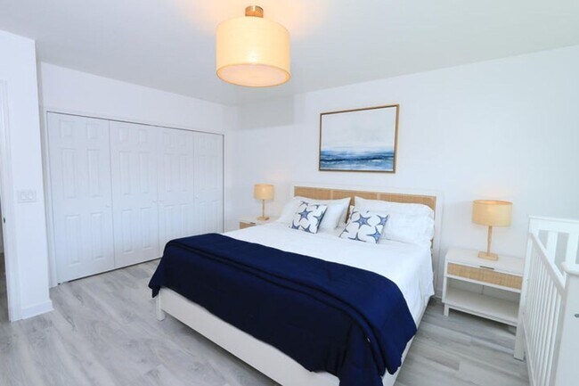 Building Photo - 4161 S US Hwy 1