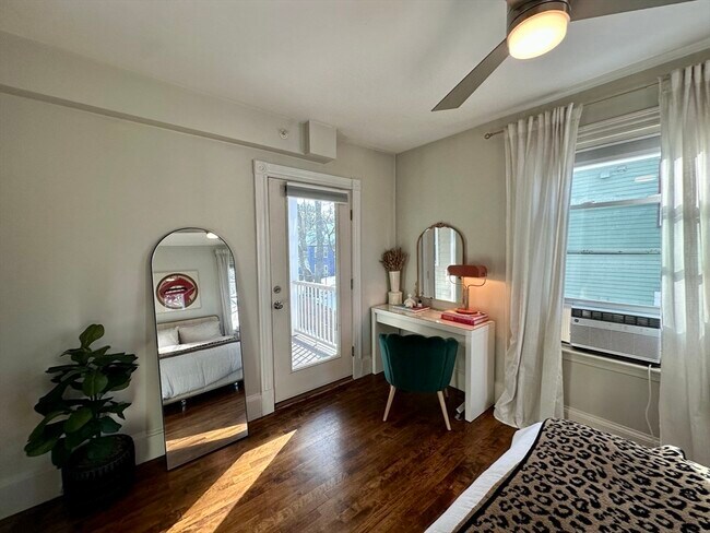 Building Photo - 15 Bearse Ave