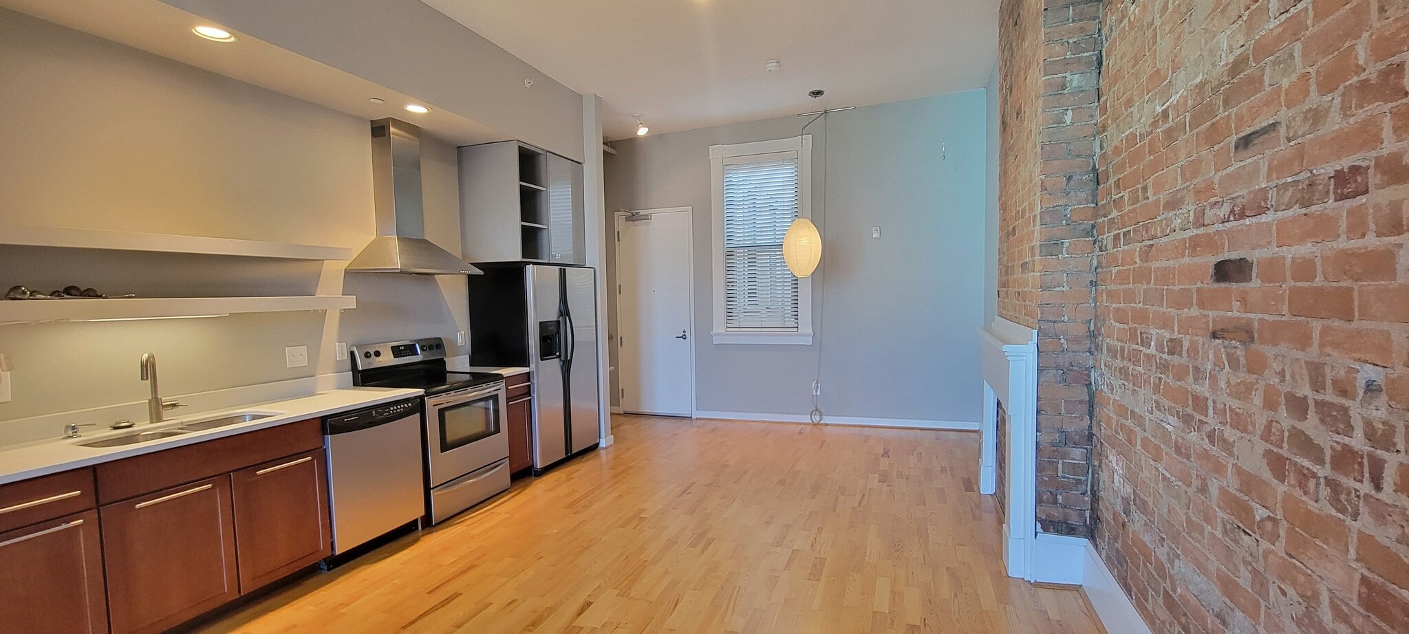 Building Photo - 1207 Vine St