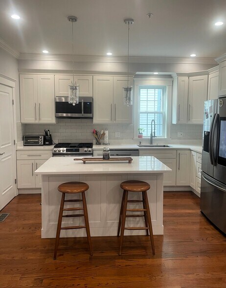 Building Photo - 102 Neponset Ave